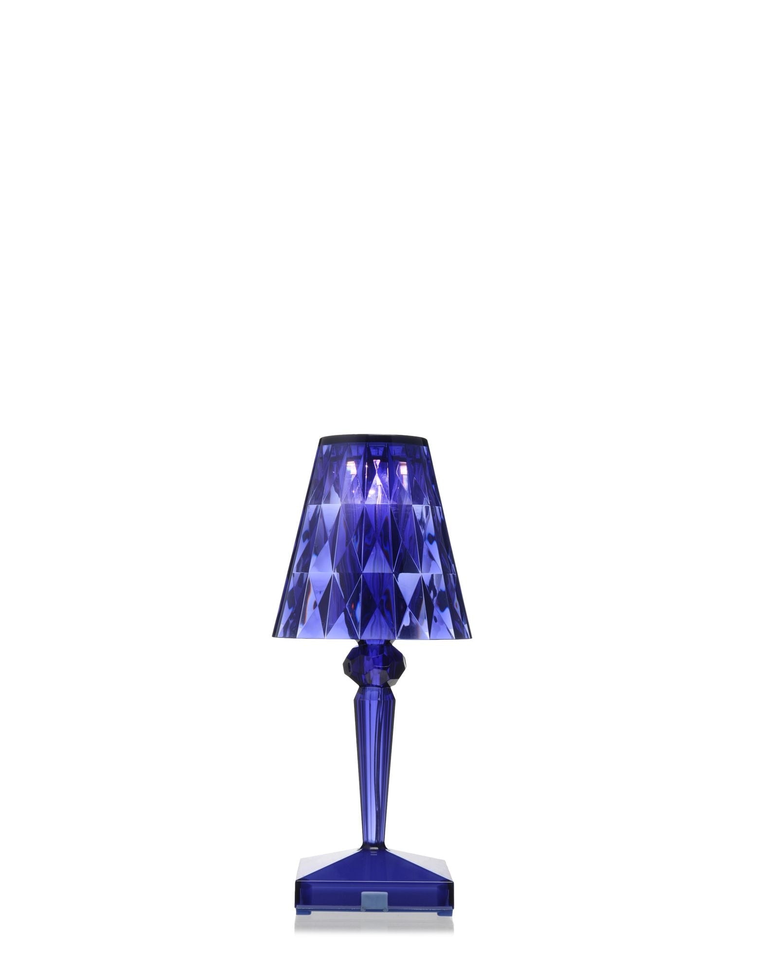 Battery Lamp from Kartell – Au Courant Lighting